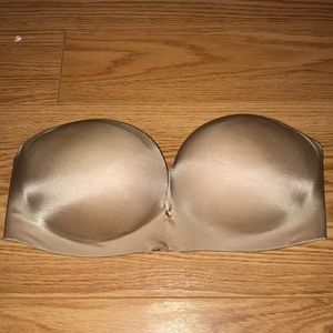 Victoria’s Secret bombshell bra